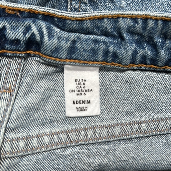 DISTRESSED H&M JEAN PENCIL SKIRT - Picture 3 of 6